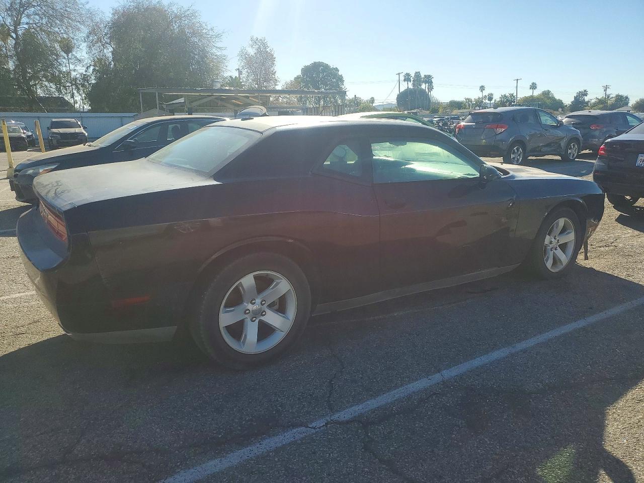 2013 Dodge Challenger Sxt - Фото 3