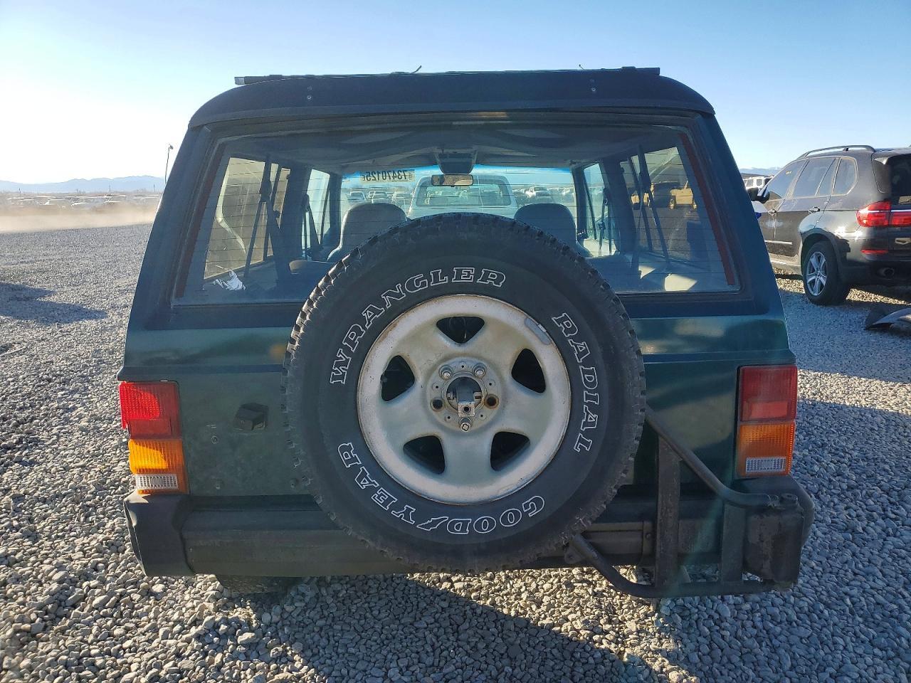 1996 Jeep Cherokee - Image 6
