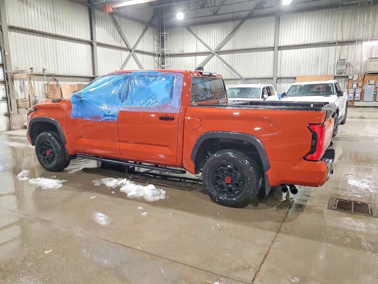 2024 Toyota Tundra Crewmax Limit - Фото 2