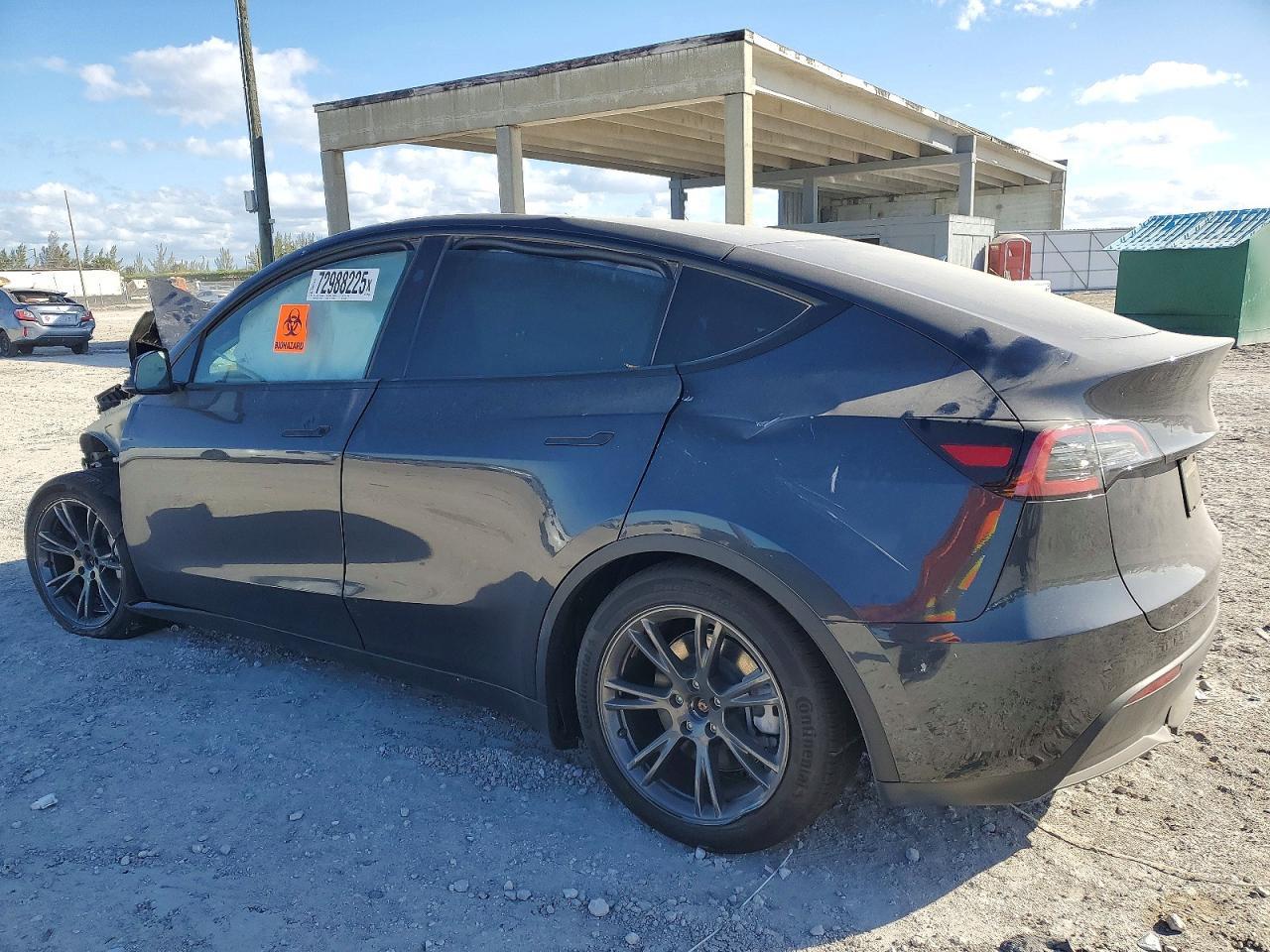 2024 Tesla Model Y - Image 2