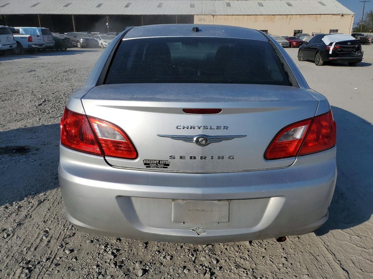2009 Chrysler Sebring Lx - Image 6