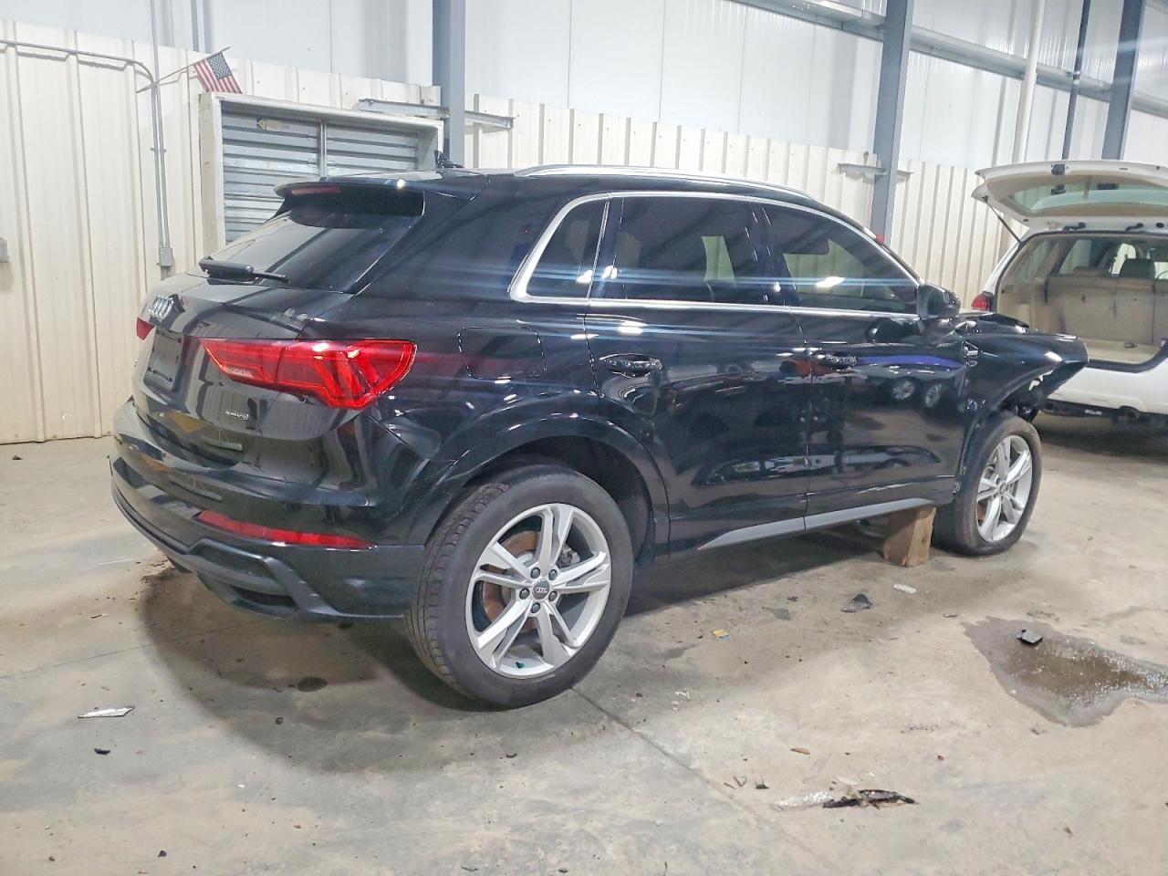 2020 Audi Q3 Premium S Line - Фото 3