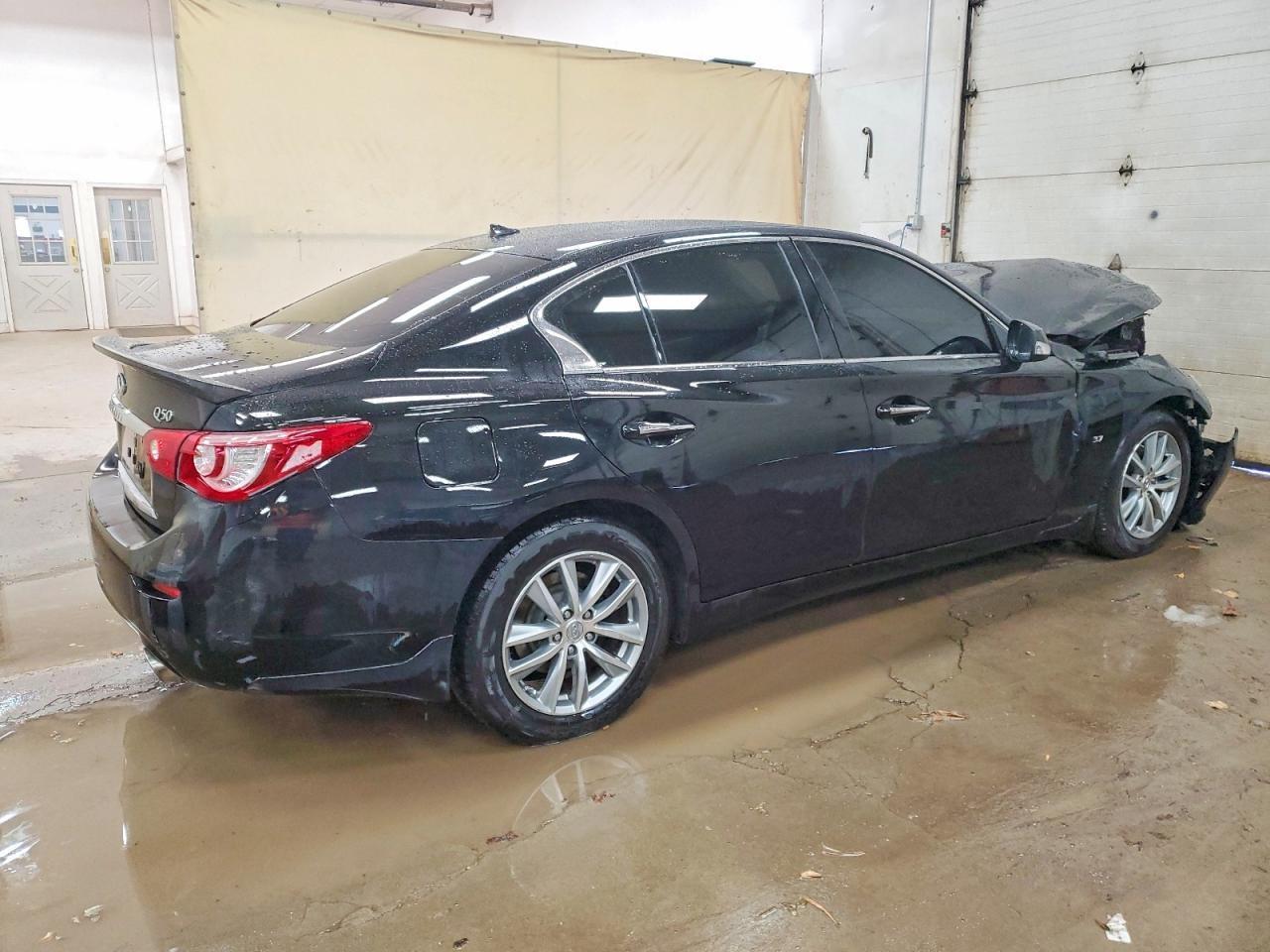 2015 Infiniti Q50 Base - Image 3