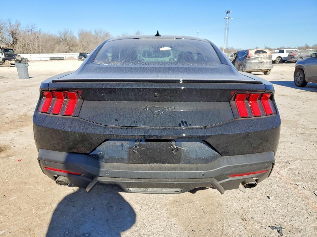 2025 Ford Mustang - Фото 6