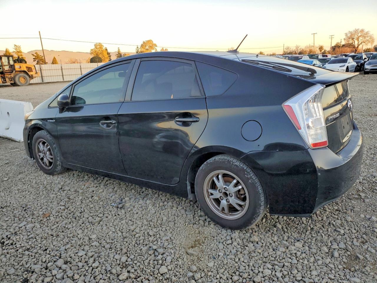 2005 Toyota Prius - Image 2