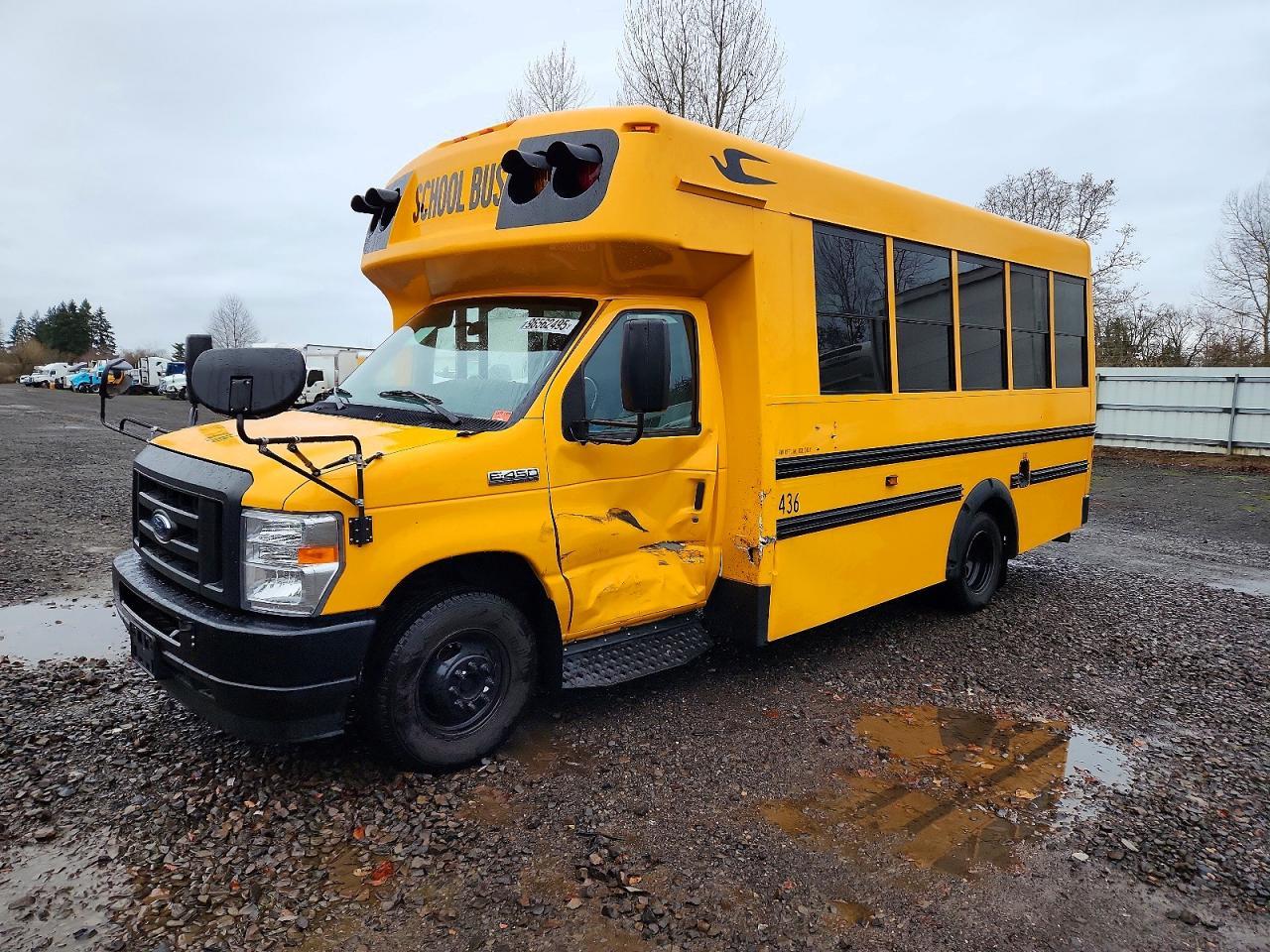 2025 Ford E450 School Bus - Фото 2