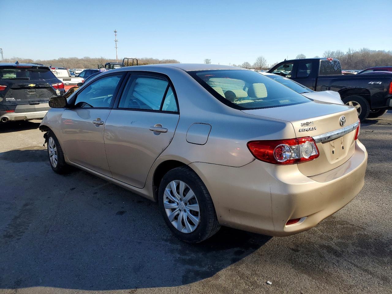 2012 Toyota Corolla Base - Фото 2