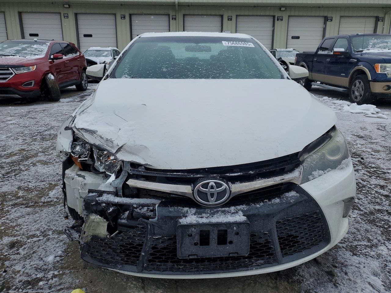 2016 Toyota Camry Le - Image 5