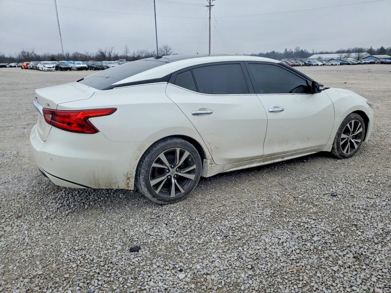 2017 Nissan Maxima 3.5S - Фото 3