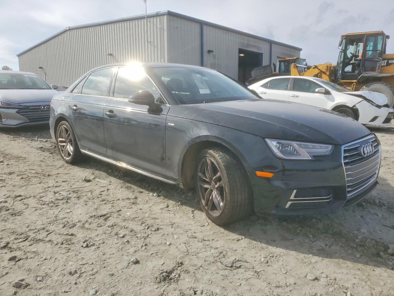 2017 Audi A4 Ultra Premium - Фото 4