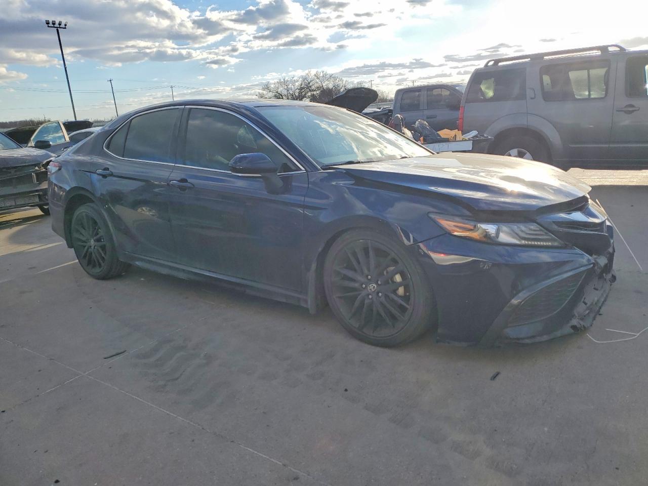 2021 Toyota Camry Xse - Фото 4