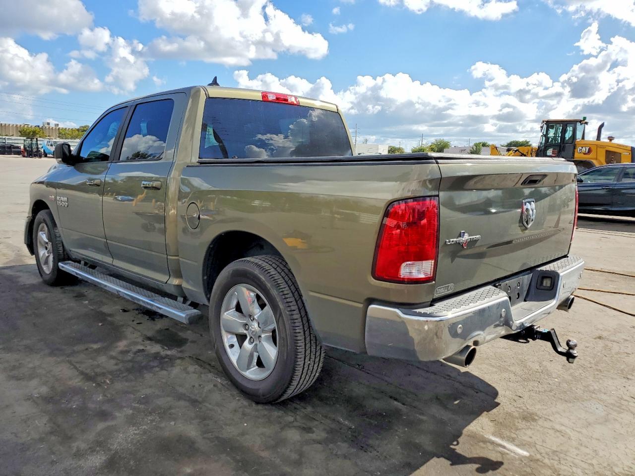2015 Ram 1500 Slt - Фото 2