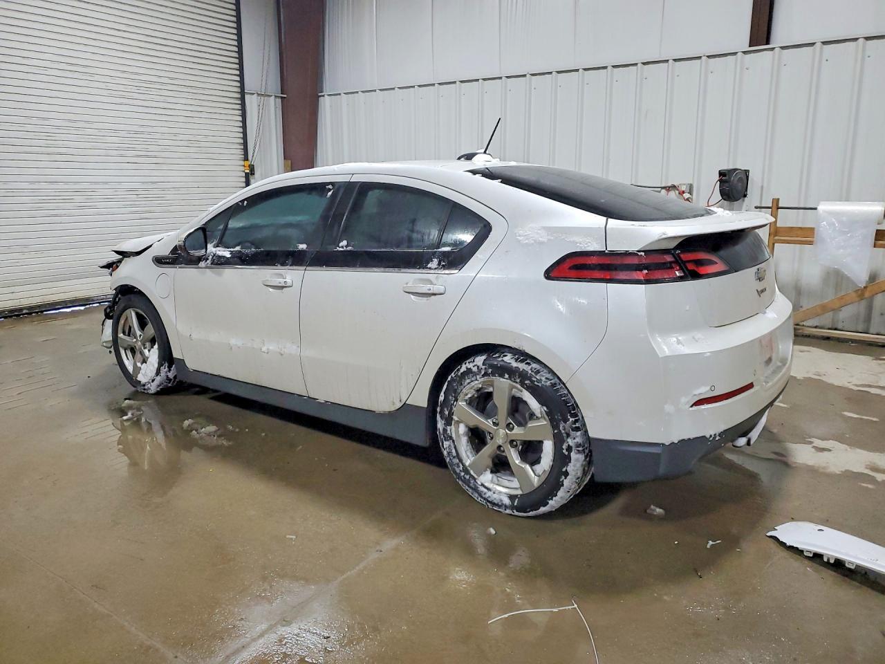 2015 Chevrolet Volt - Фото 2