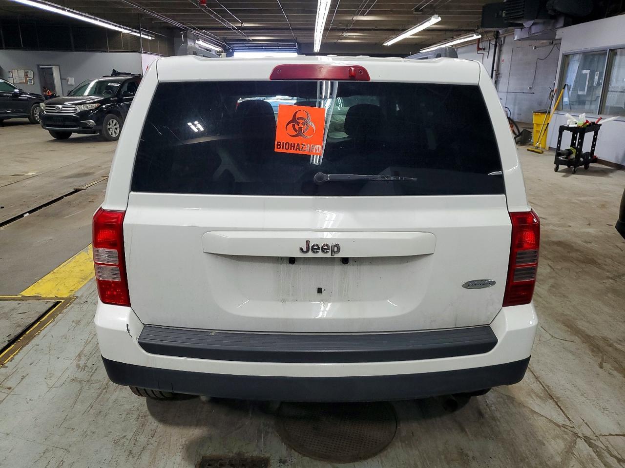 2014 Jeep Patriot Latitude - Фото 6