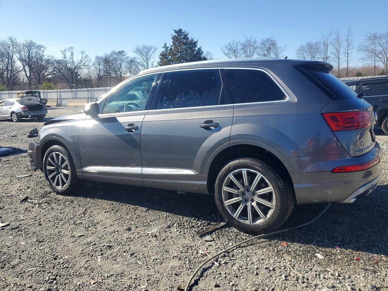 2018 Audi Q7 Premium Plus - Фото 2