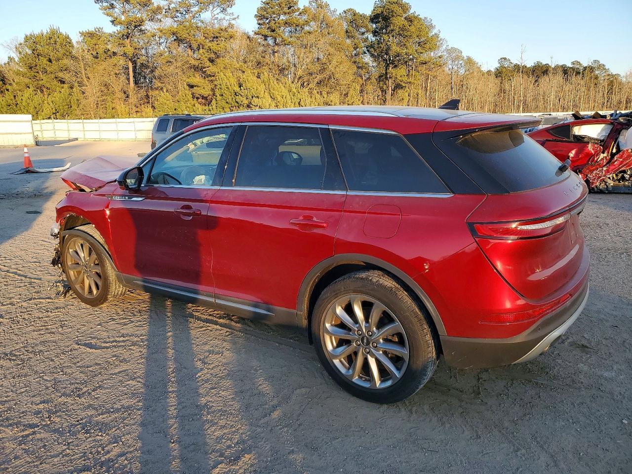 2020 Lincoln Corsair - Фото 2