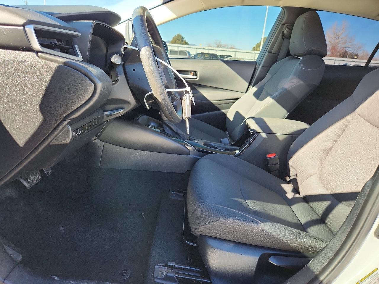 2021 Toyota Corolla Le - Image 7