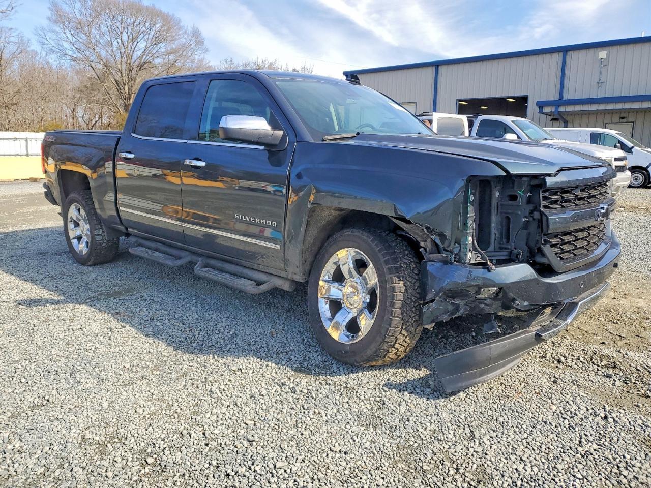 2017 Chevrolet Silverado K1500 Ltz - Image 4