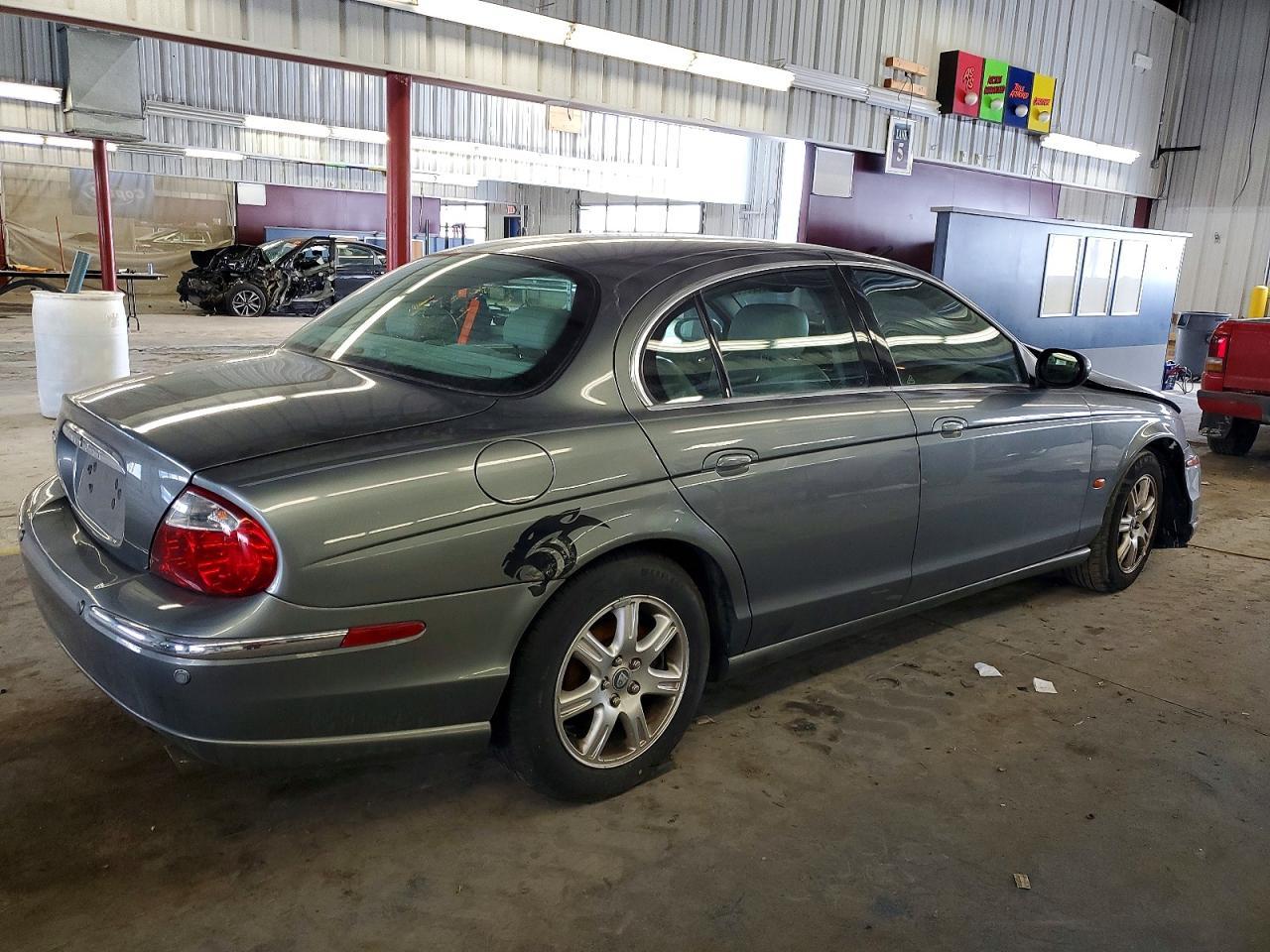 2003 Jaguar S-Type - Фото 3