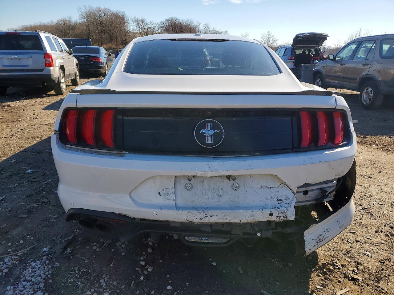 2020 Ford Mustang - Фото 6