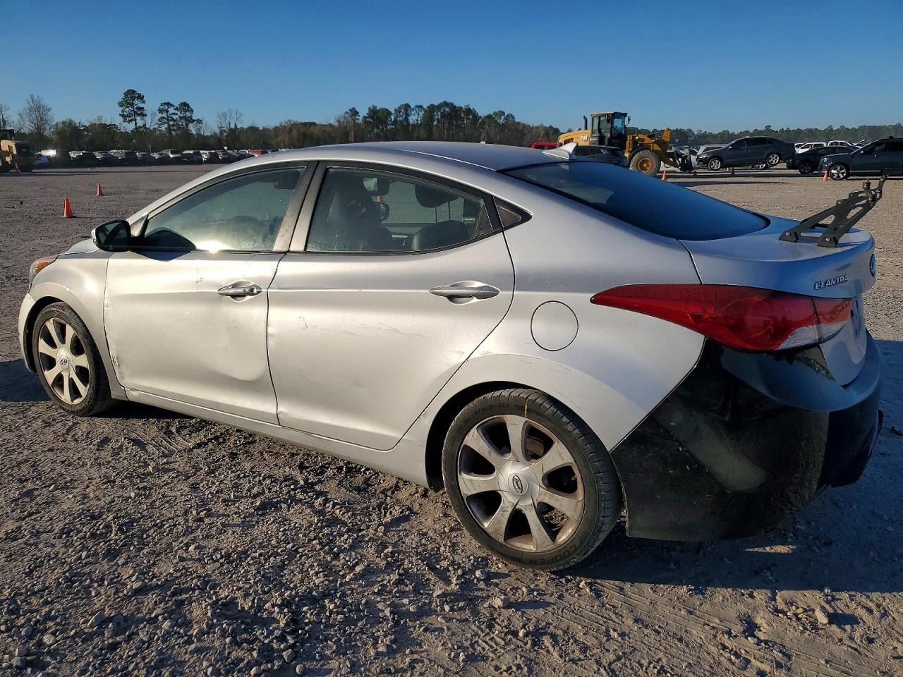 2013 Hyundai Elantra Gls - Фото 2