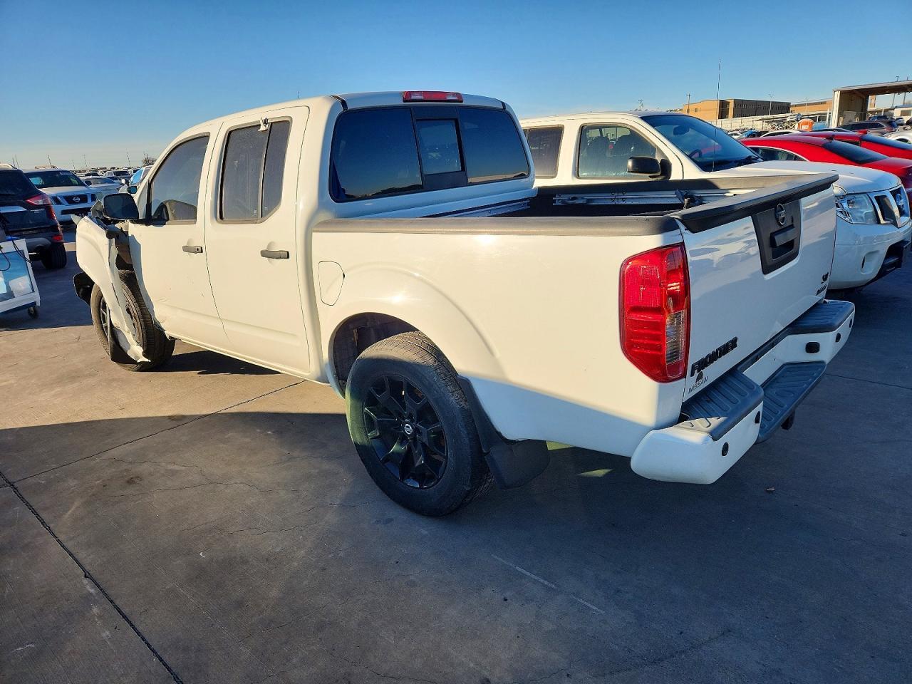 2021 Niss Frontier Sv - Фото 2