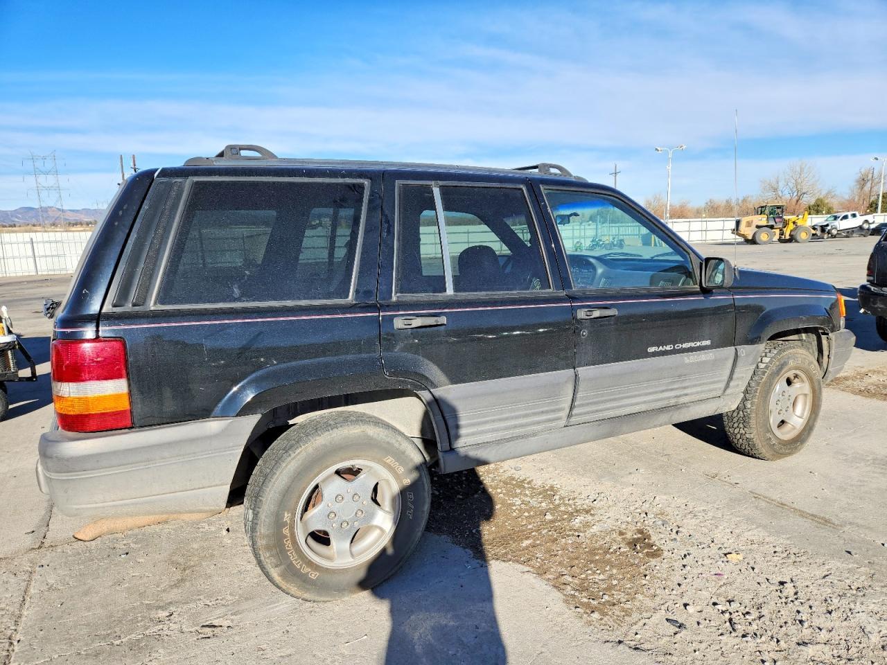 1996 Jeep Grand Cherokee Laredo - Image 3