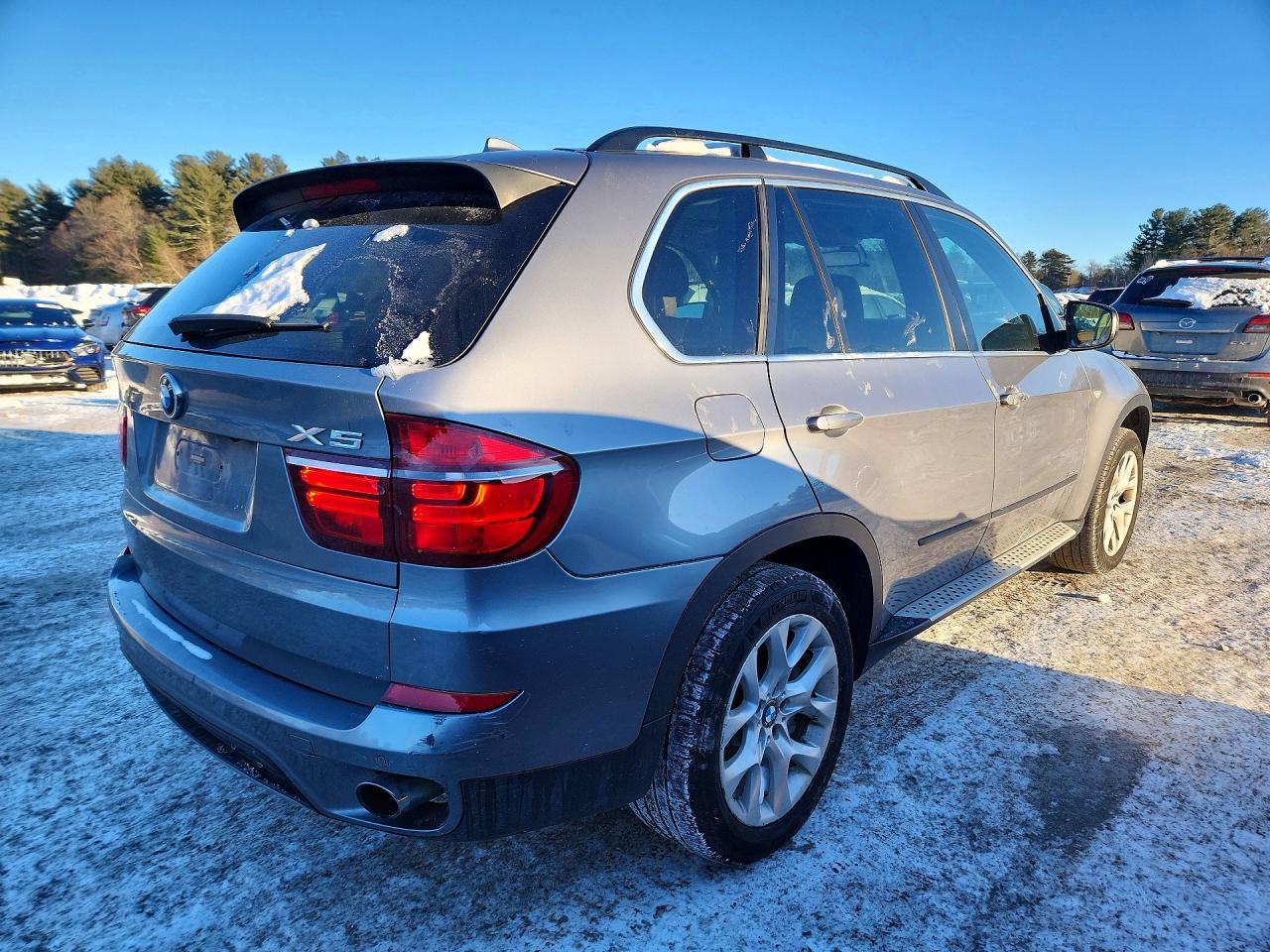 2013 BMW X5 xDrive35I - Image 3