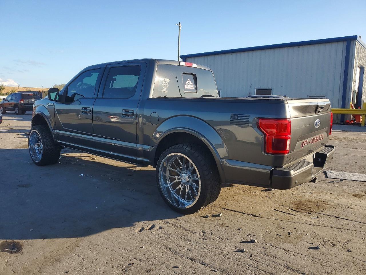 2019 Ford F150 - Фото 2