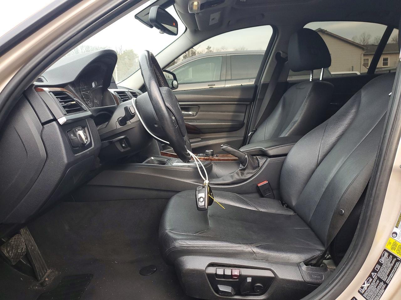 2013 BMW 328 Xi Sulev - Image 7