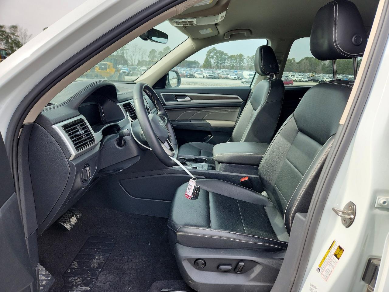 2023 Volkswagen Atlas Se - Image 7