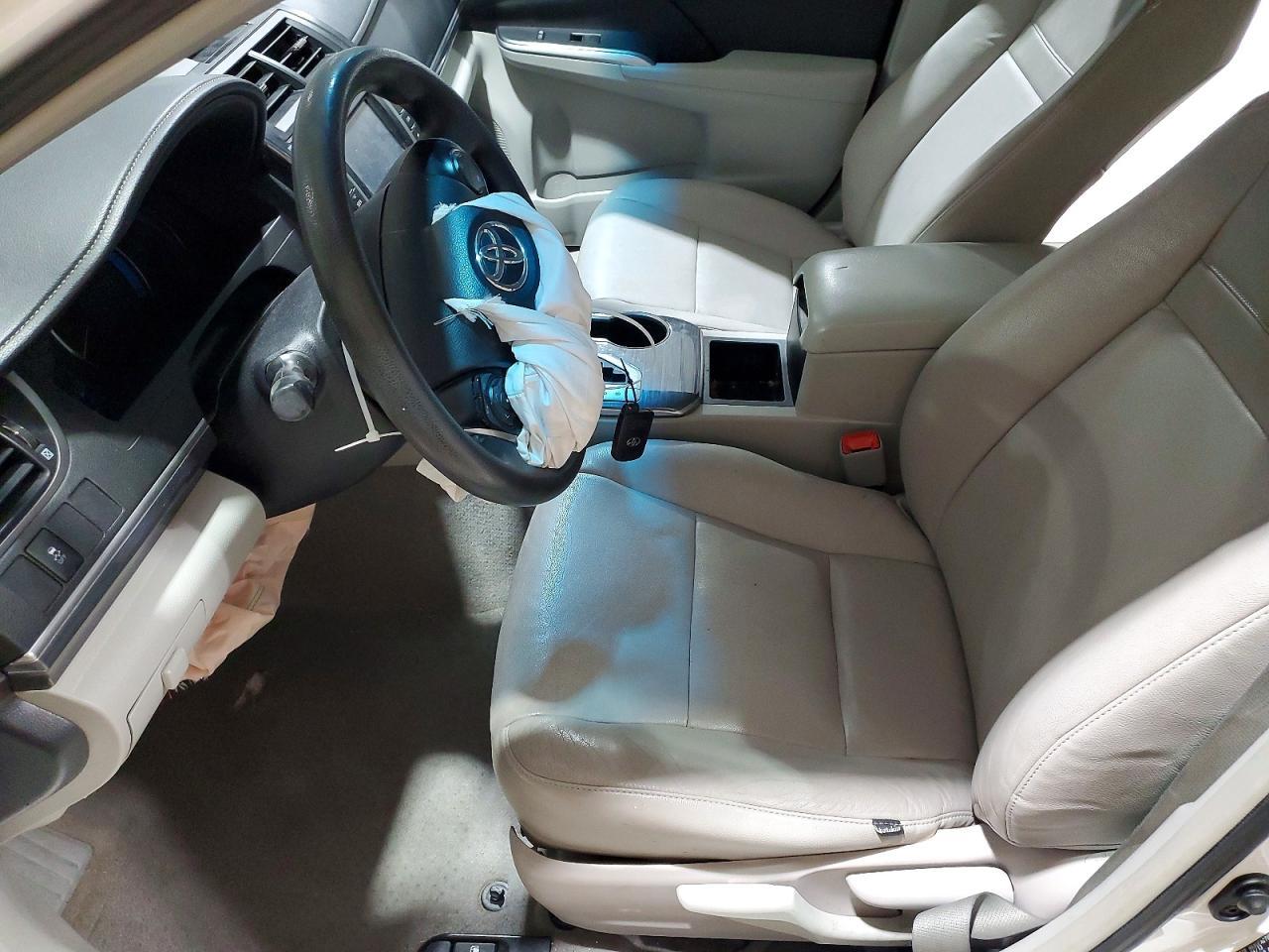 2013 Toyota Camry Hybrid - Фото 7