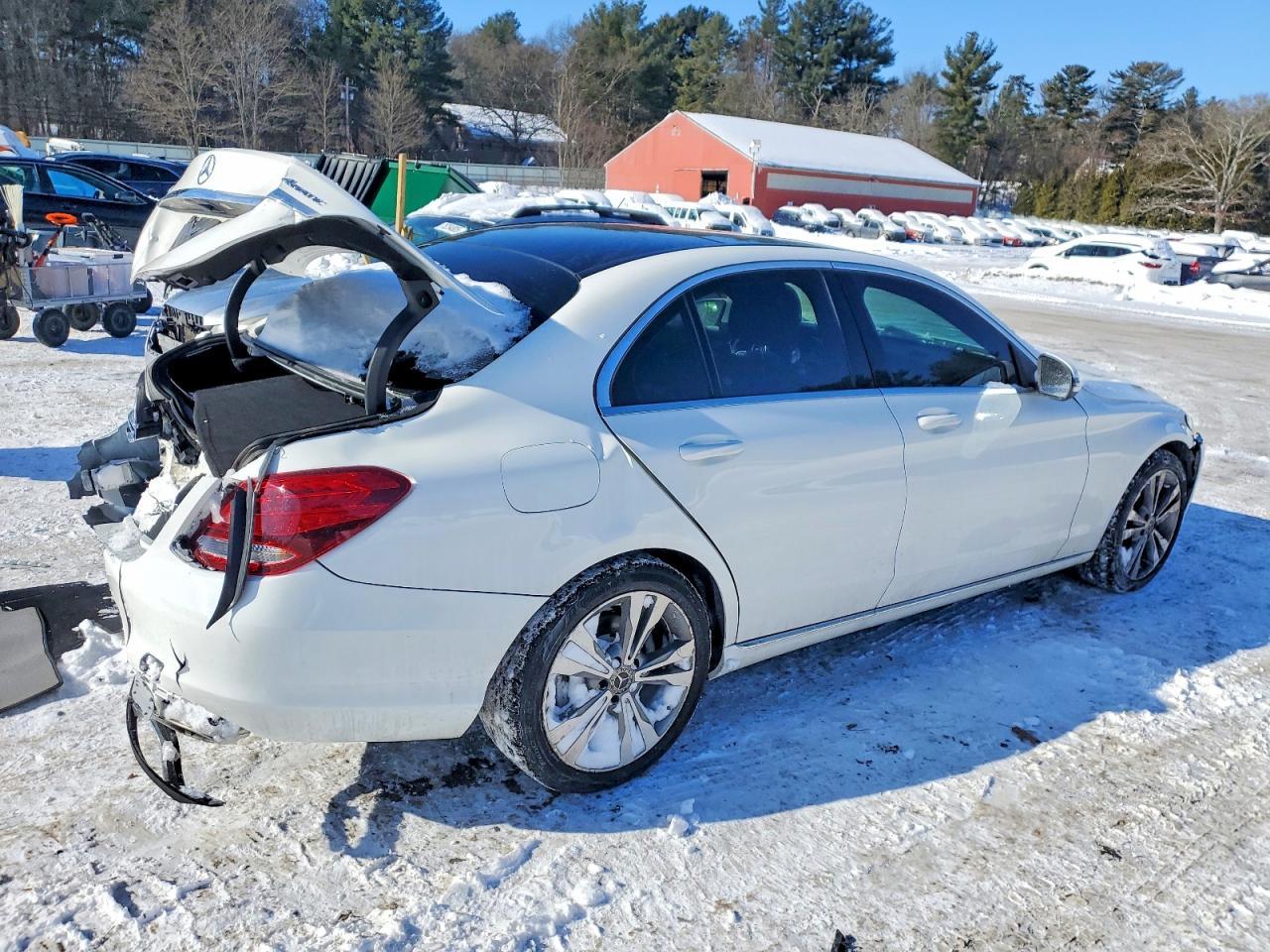 2018 Mercedes-Benz C 300 4Matic - Image 3