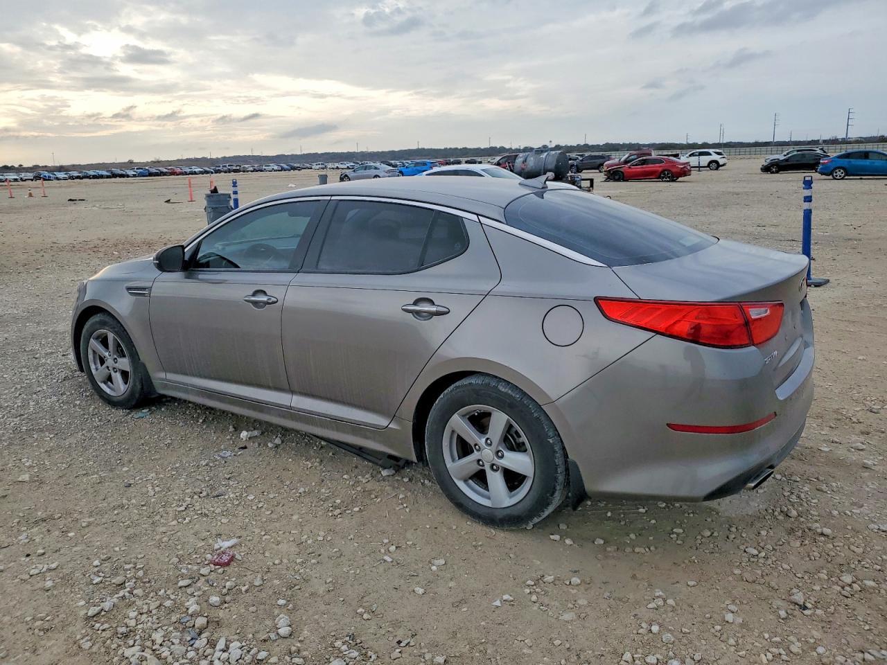 2015 Kia Optima - Фото 2