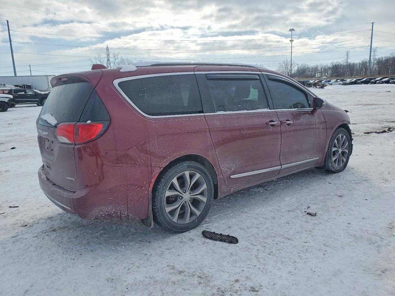 2020 Chrysler Pacifica Limited - Фото 3