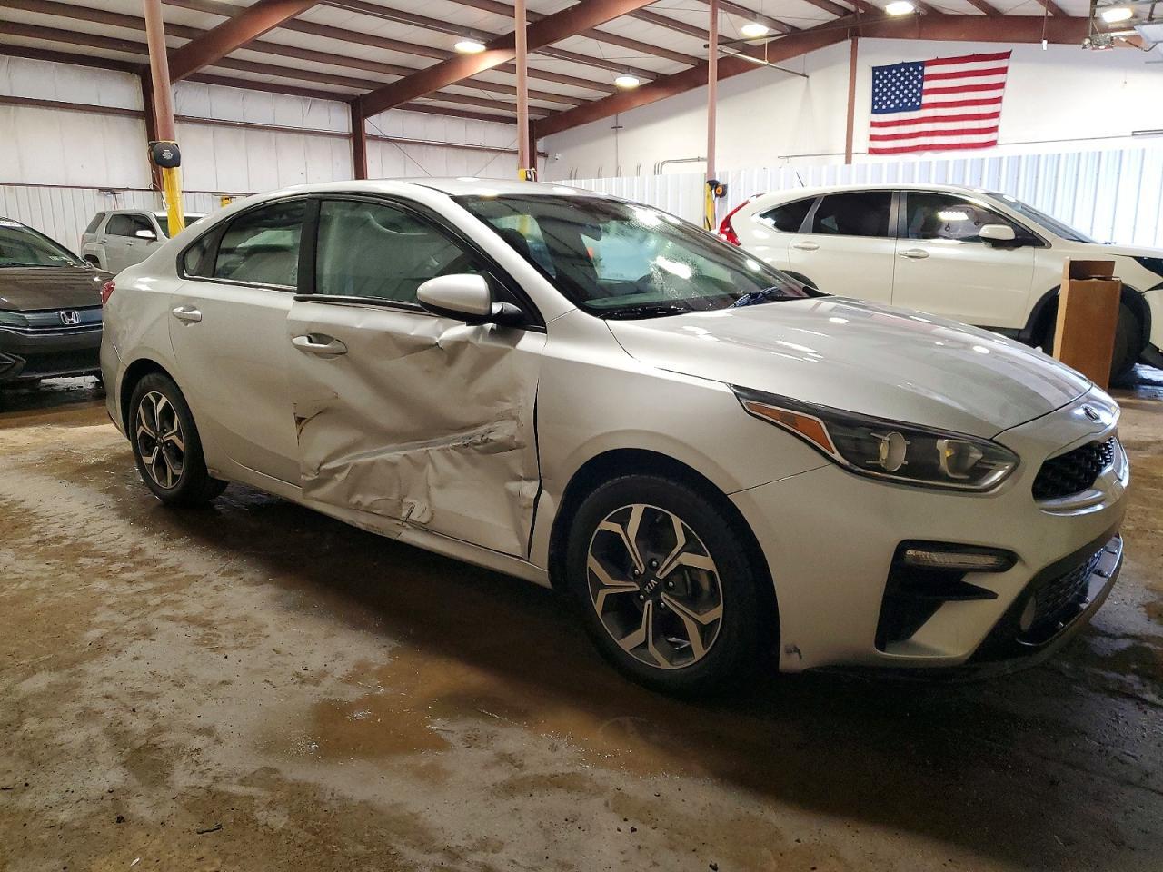 2021 Kia Forte Fe - Image 4