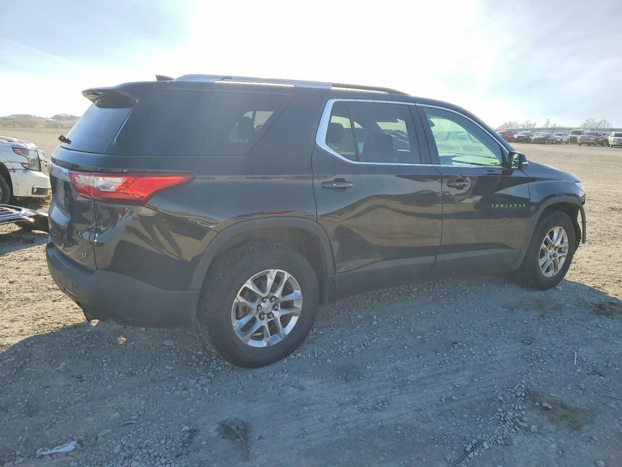 2018 Chevrolet Traverse Lt - Фото 3