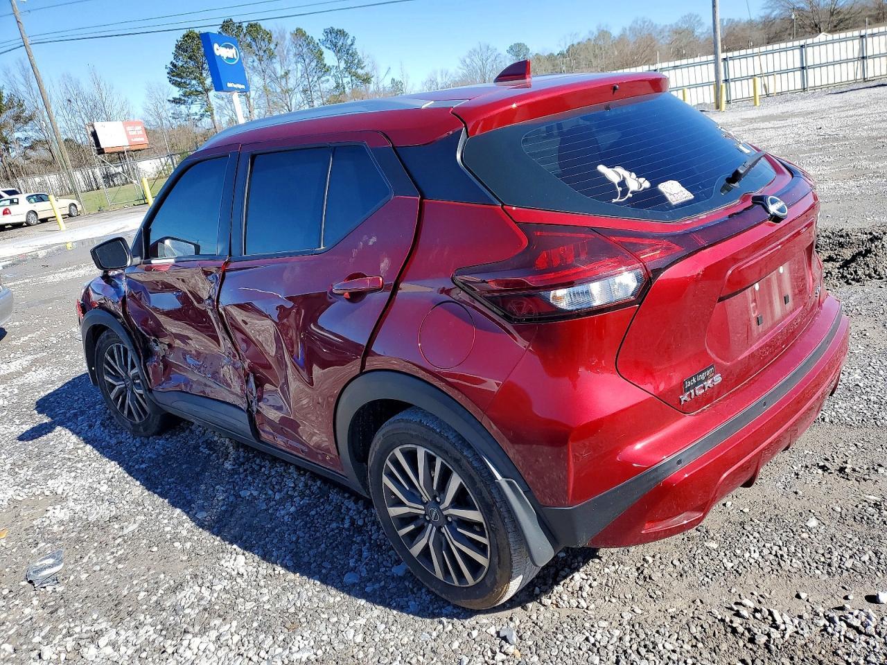 2022 Niss Kicks Sv - Image 2