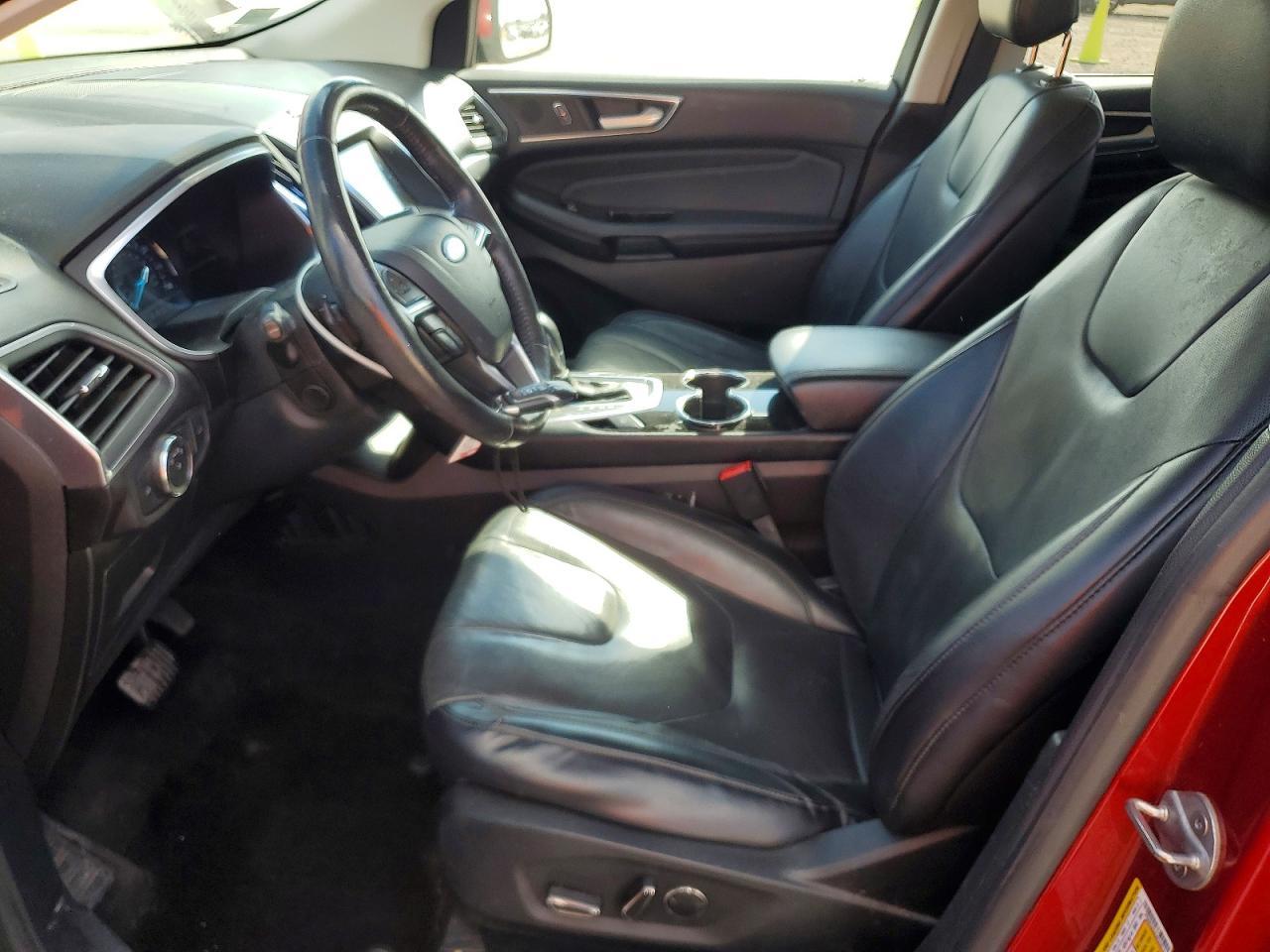 2016 Ford Edge Titanium - Image 7