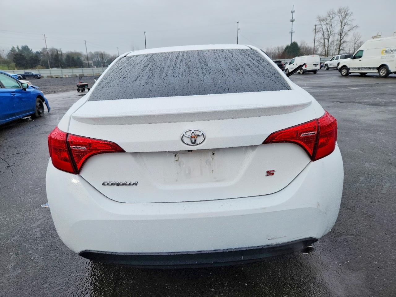 2017 Toyota Corolla L - Фото 6