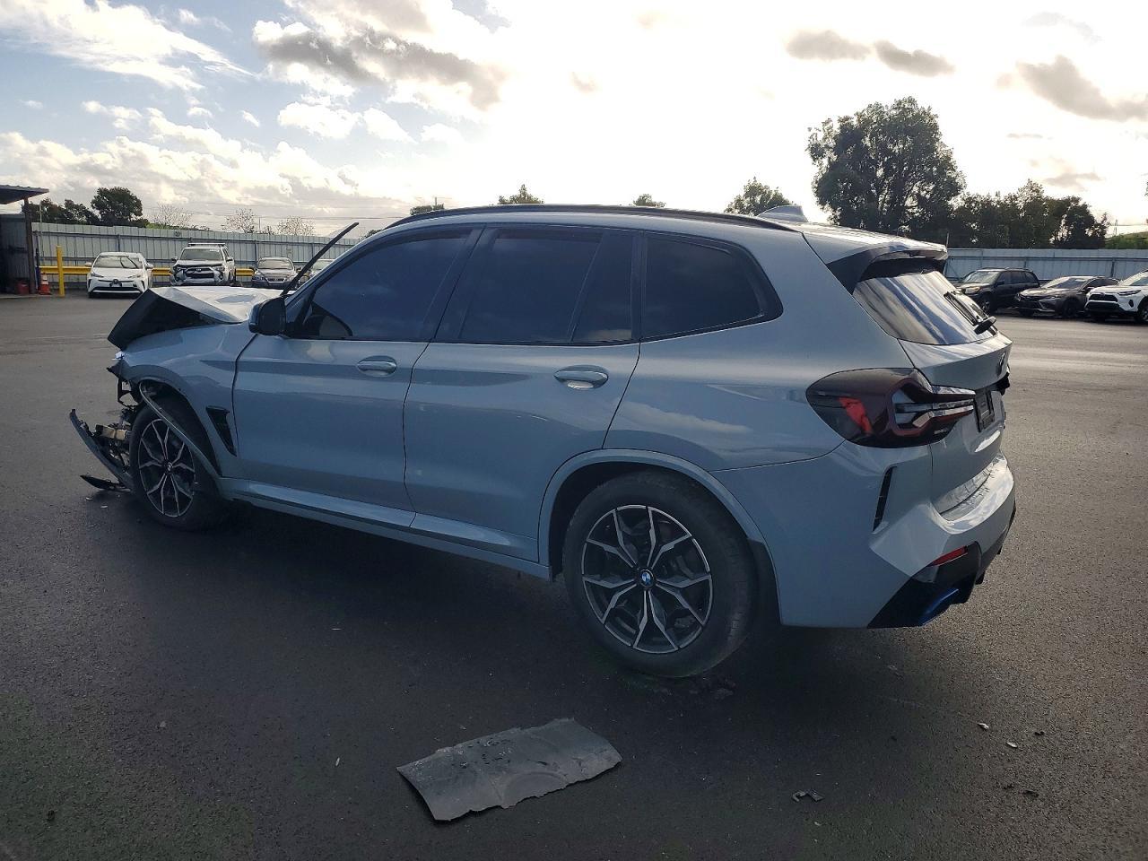 2022 BMW X3 xDrive30I - Image 2