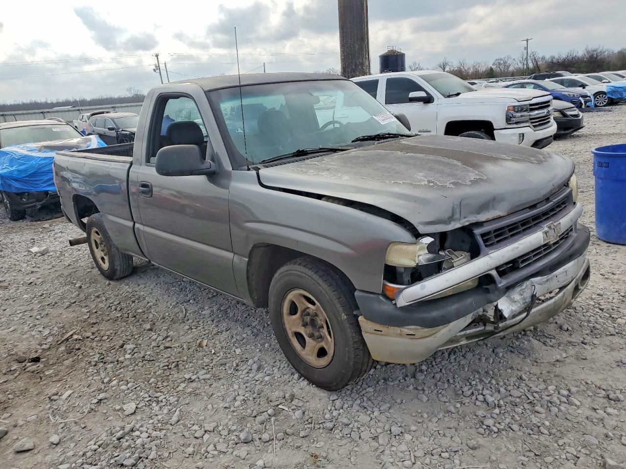 2000 Chevrolet Silverado C1500 - Фото 4