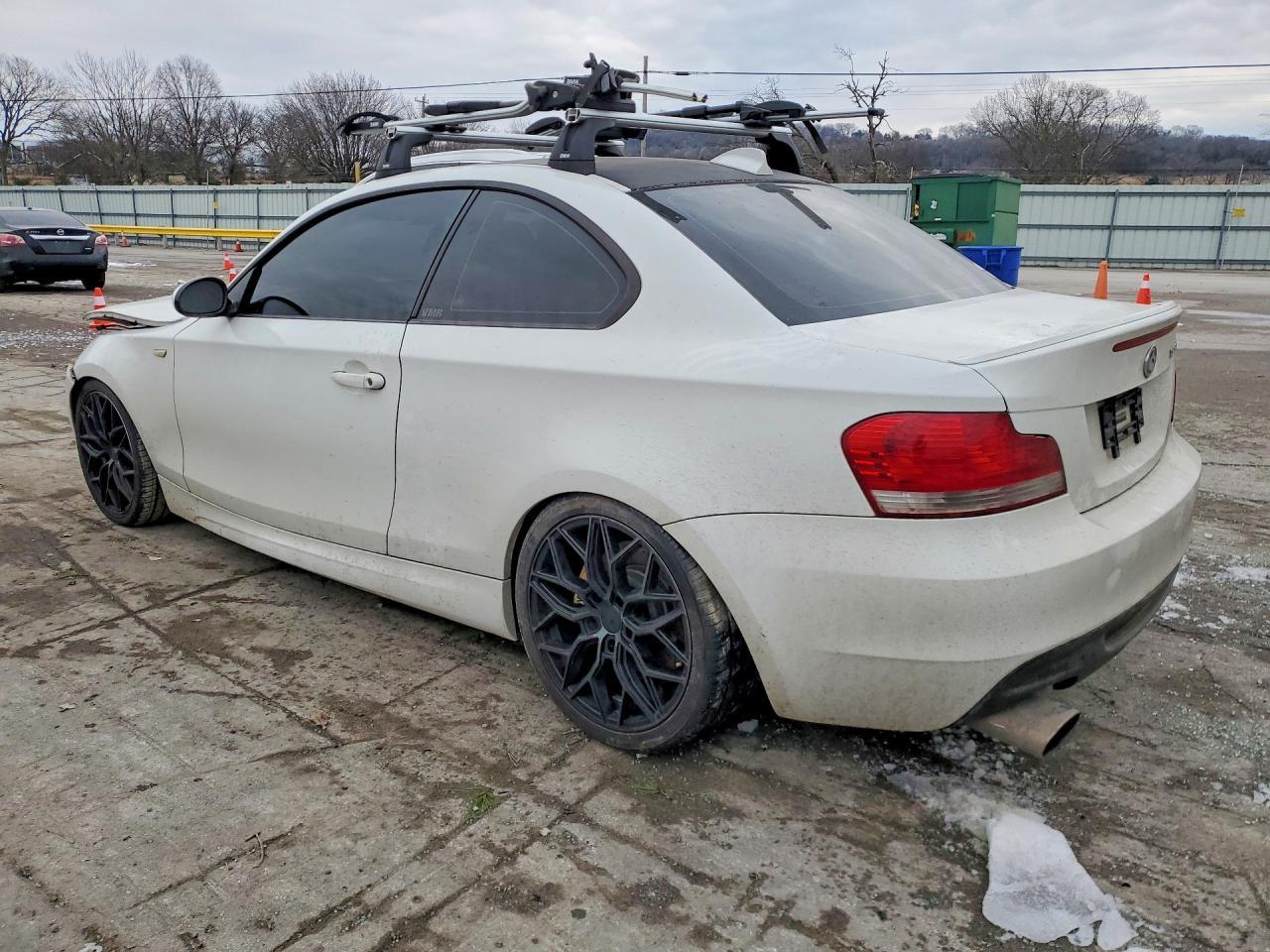 2009 BMW 135 I - Фото 2