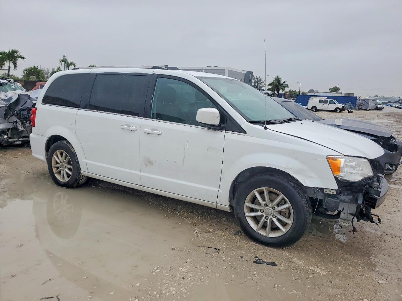 2019 Dodge Grand Caravan Sxt - Фото 4