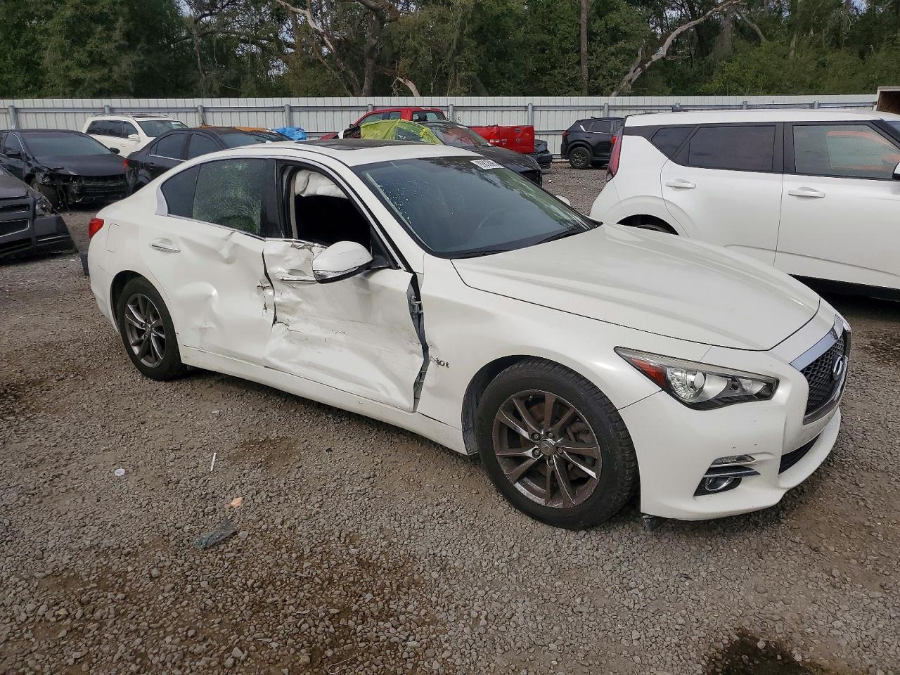 2017 Infiniti Q50 Premium - Фото 4