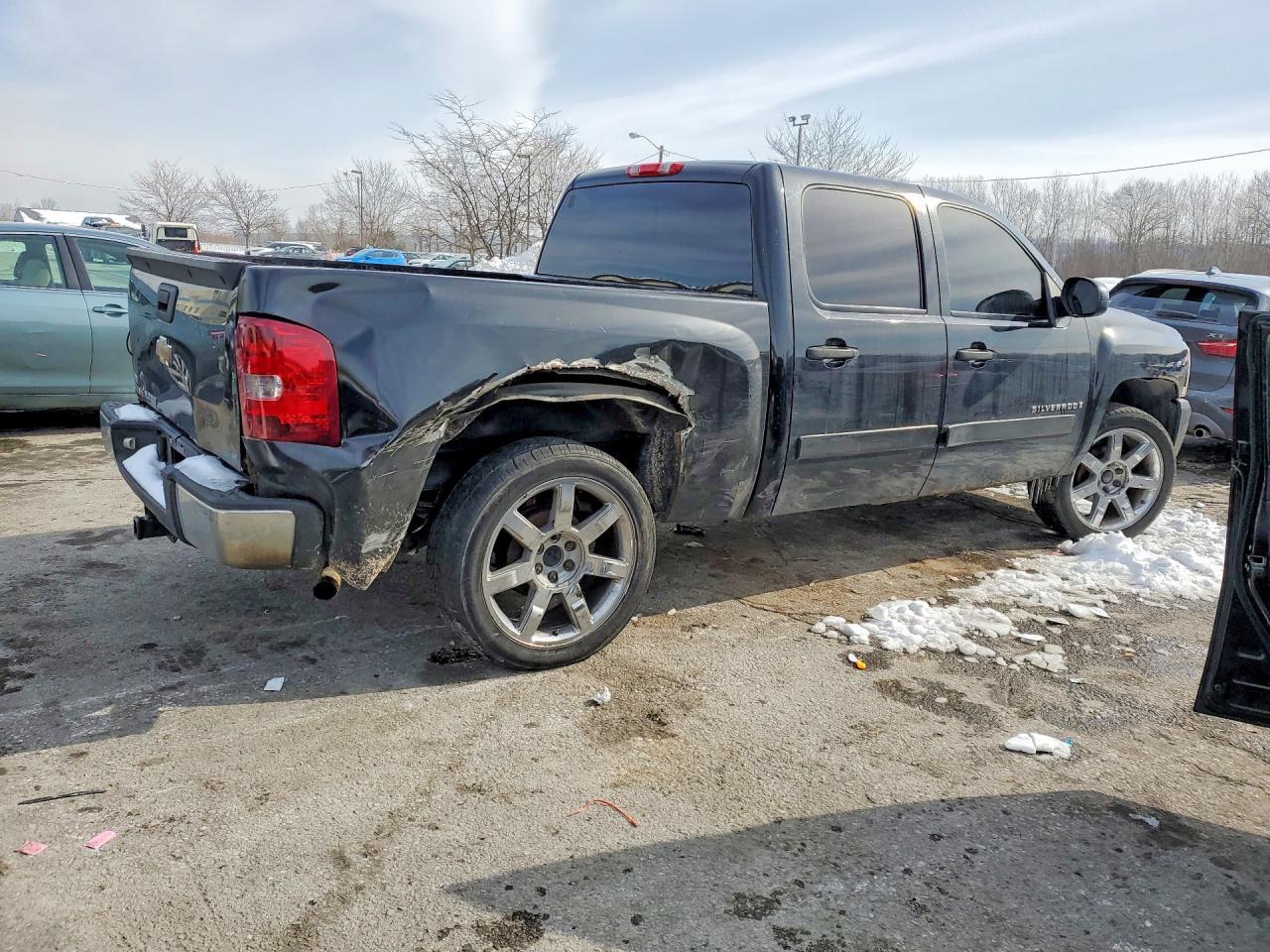 2008 Chevrolet Silverado K1500 - Image 3