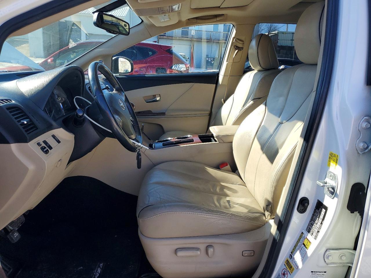 2010 Toyota Venza - Image 7