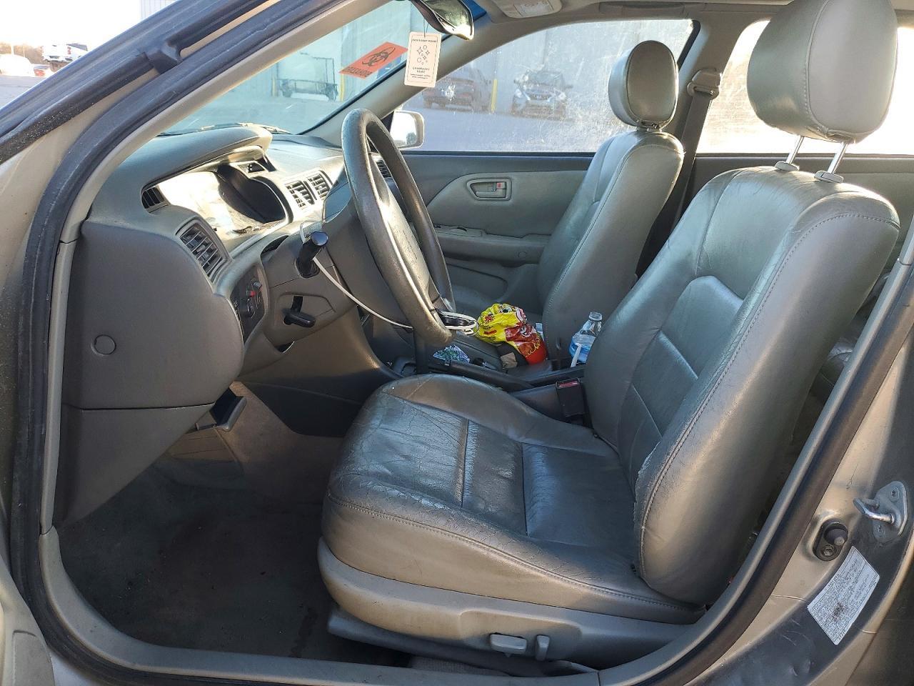 1999 Toyota Camry Le - Фото 7