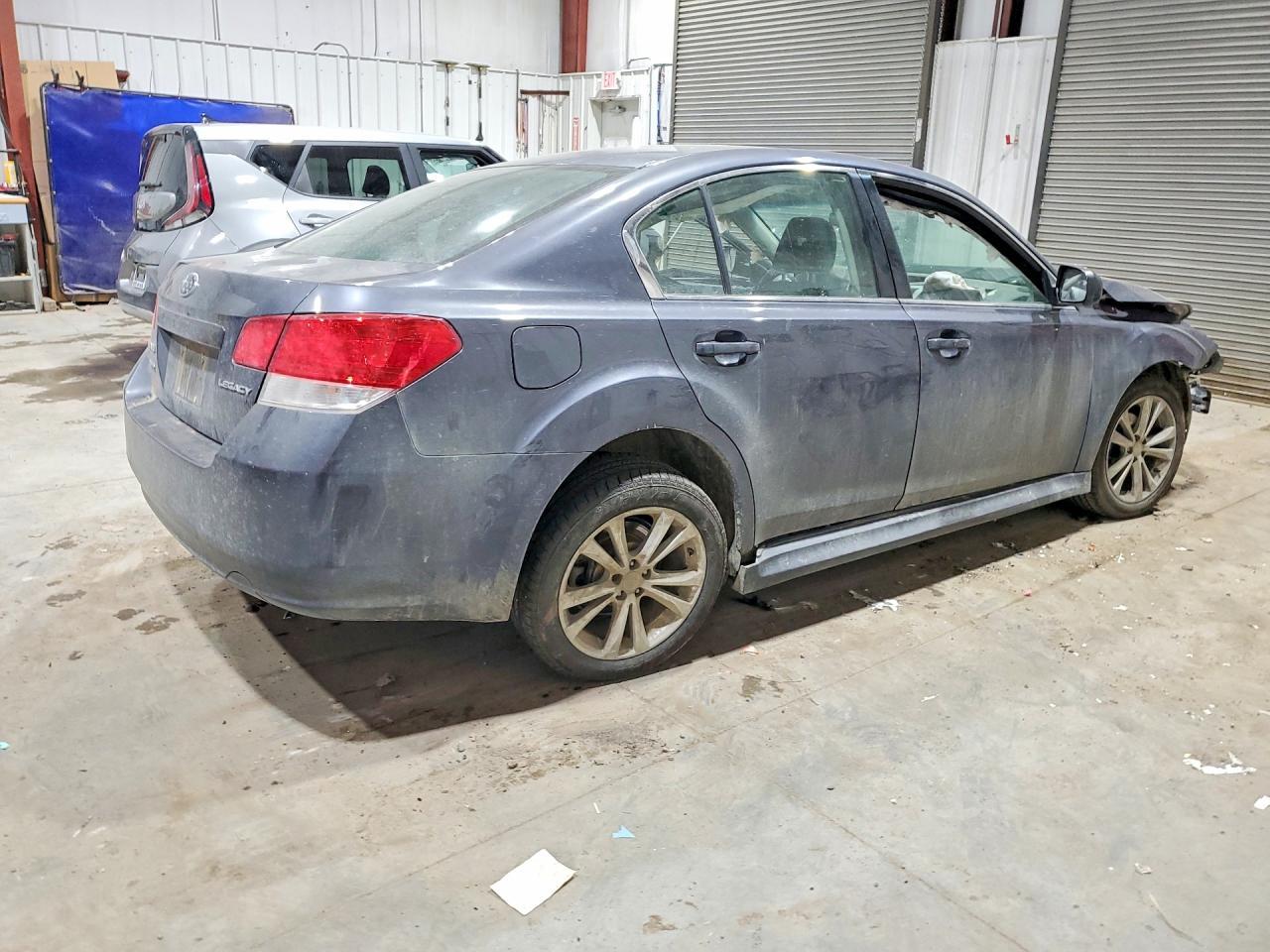 2014 Subaru Legacy 2.5I - Image 3