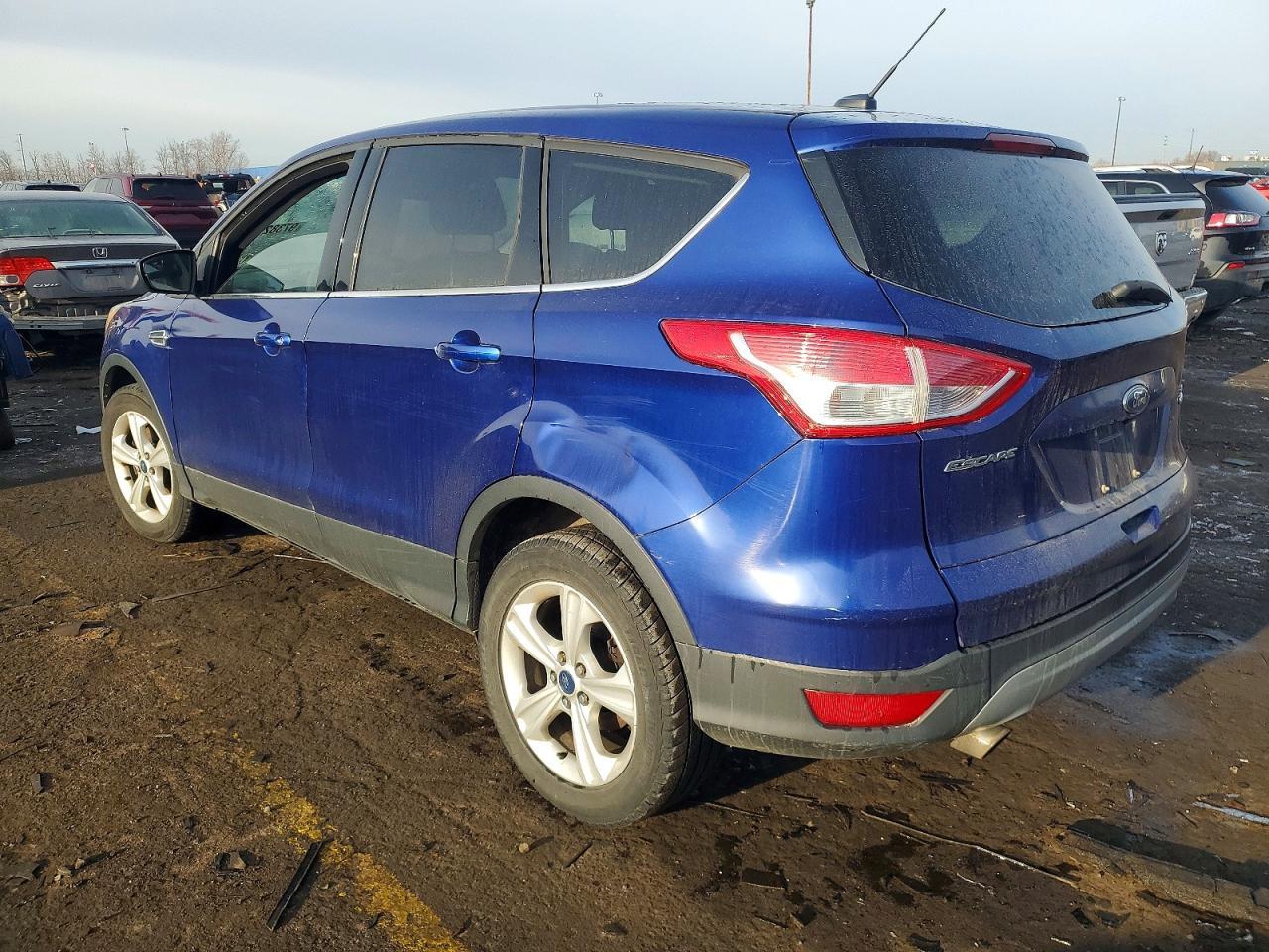 2016 Ford Escape Se - Фото 2
